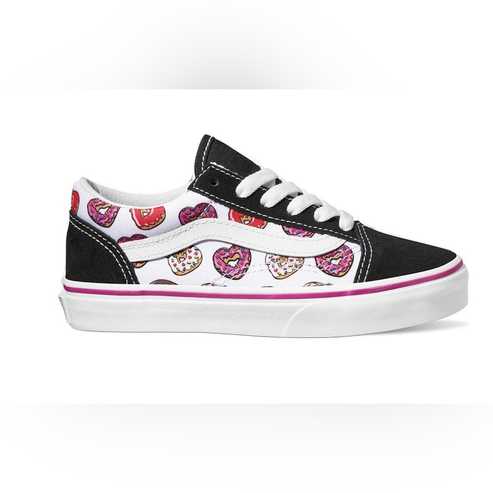 Vans Old Skool “Love Donuts” size 4.5 Excellent Condition
